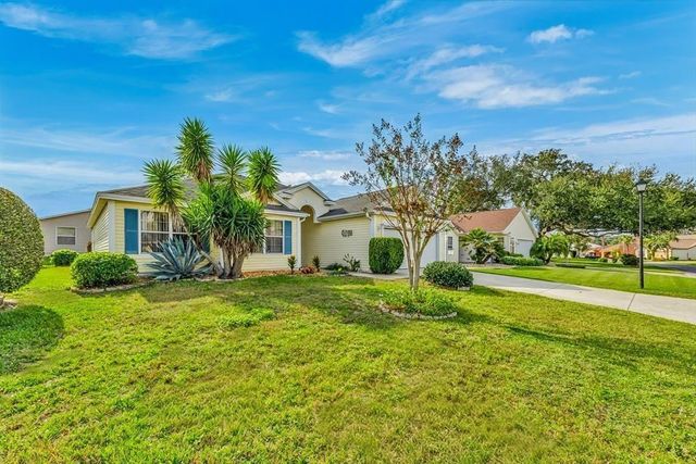 528 CARRERA DRIVE, The Villages, FL 32159