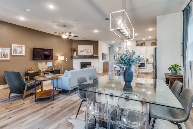 4774 Kings Garden Parkway, Arlington, TX 76005