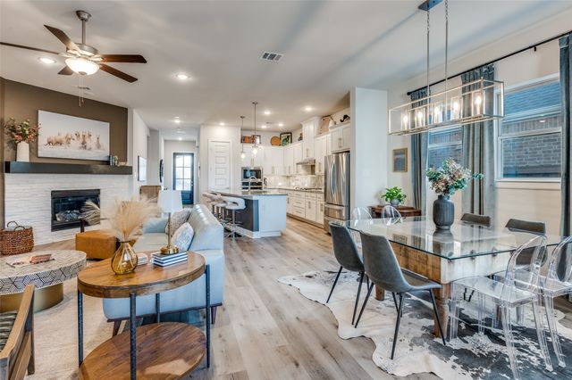 4774 Kings Garden Parkway, Arlington, TX 76005