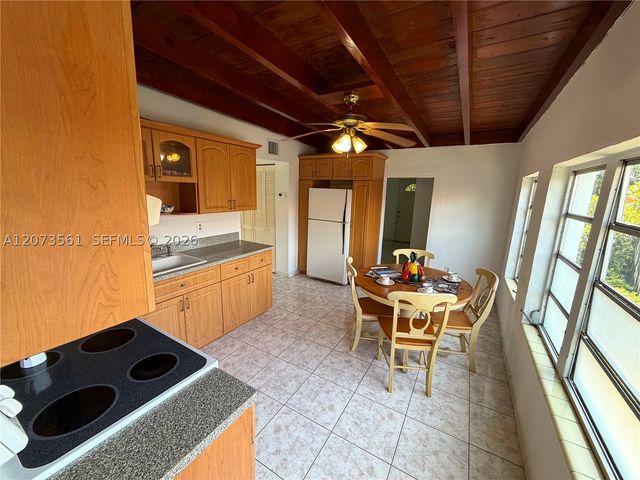 120 SW 59th Ave, Miami, FL 33144