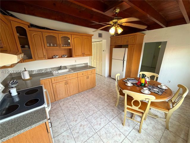 120 SW 59th Ave, Miami, FL 33144