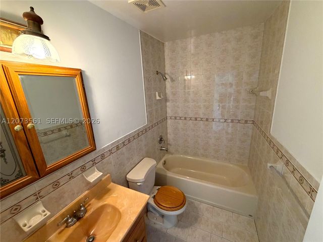 120 SW 59th Ave, Miami, FL 33144