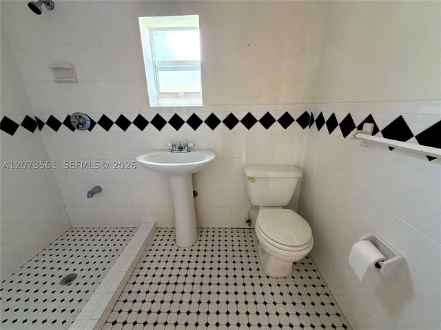 120 SW 59th Ave, Miami, FL 33144