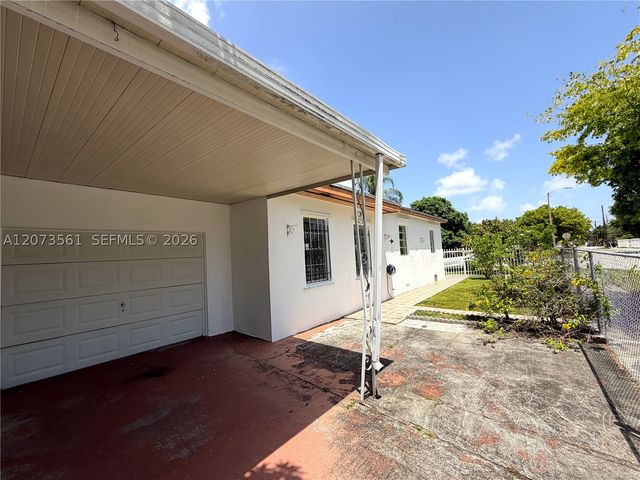 120 SW 59th Ave, Miami, FL 33144