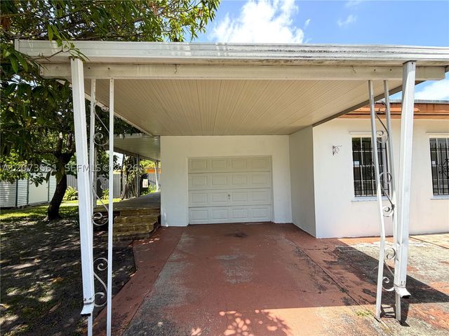 120 SW 59th Ave, Miami, FL 33144