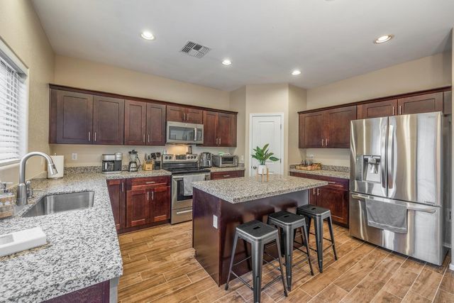 22507 N 31st Avenue Unit 15, Phoenix, AZ 85027