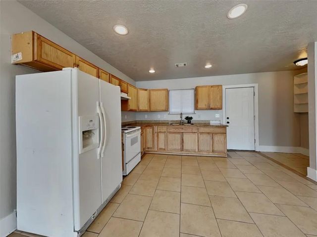 5939 Belcrest Street, Houston, TX 77033