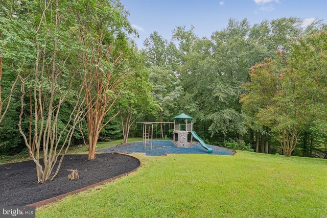 15085 GREENMOUNT DR, Woodbridge, VA 22193