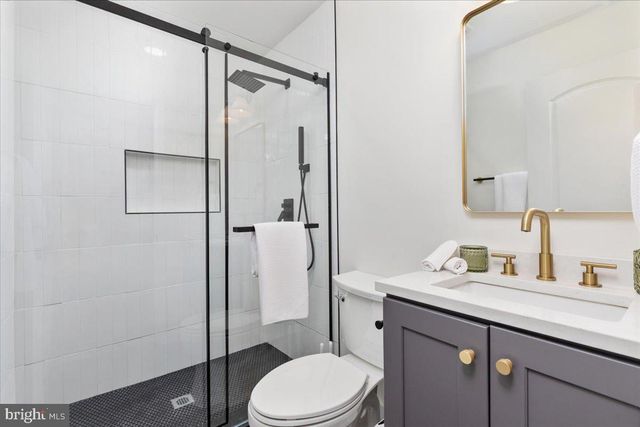 DOOLEY, Basye, VA 22810