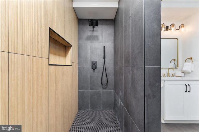 DOOLEY, Basye, VA 22810