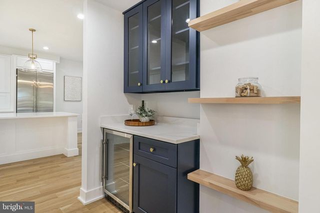 DOOLEY, Basye, VA 22810