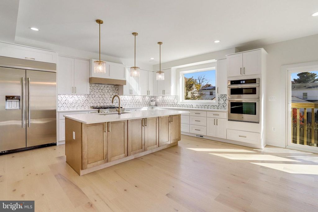 DOOLEY, Basye, VA 22810