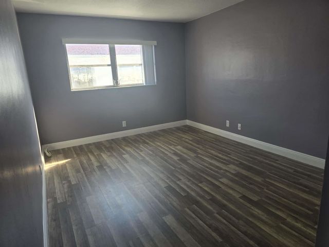 1320 NW 43rd Ter, Lauderhill, FL 33313