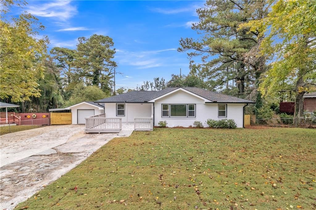 496 Elizabeth SW Lane, Mableton, GA 30126