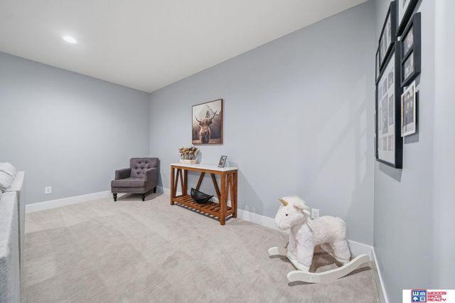 9631 Toma Road, Lincoln, NE 68526