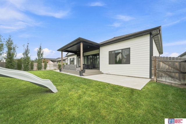 9631 Toma Road, Lincoln, NE 68526