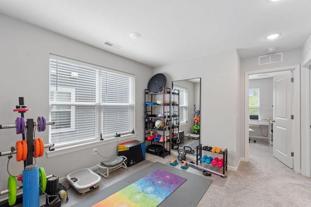 14524 Twin Lakes Circle, Burnsville, MN 55306