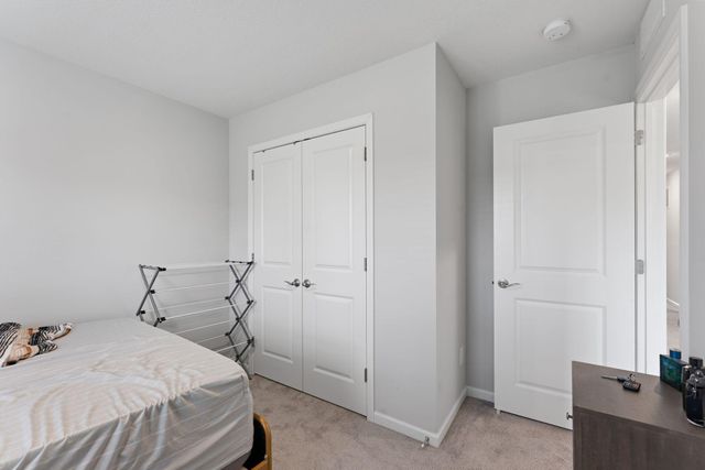 14524 Twin Lakes Circle, Burnsville, MN 55306