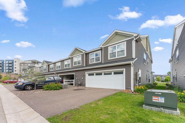 14524 Twin Lakes Circle, Burnsville, MN 55306