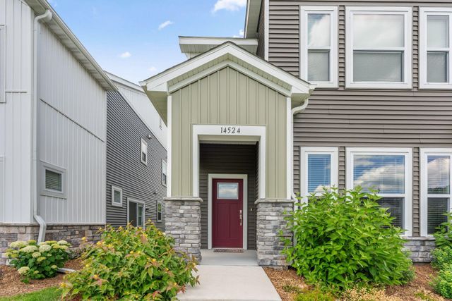 14524 Twin Lakes Circle, Burnsville, MN 55306