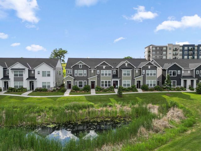 14524 Twin Lakes Circle, Burnsville, MN 55306