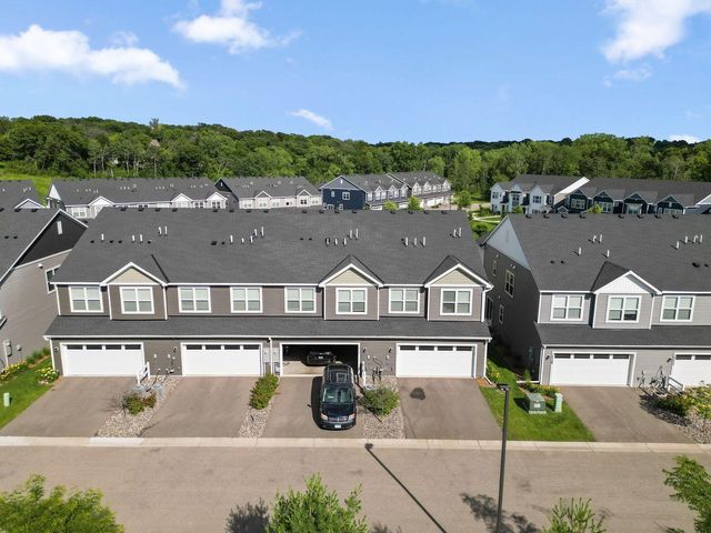 14524 Twin Lakes Circle, Burnsville, MN 55306