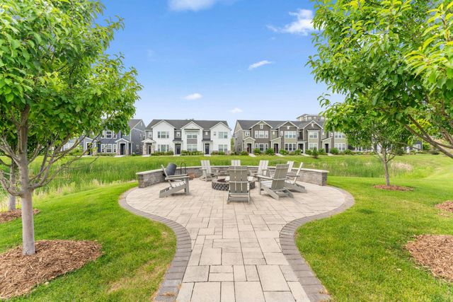 14524 Twin Lakes Circle, Burnsville, MN 55306