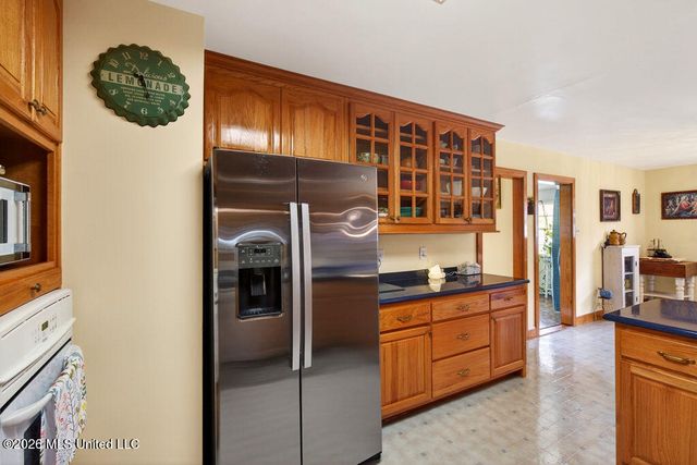 611 Anniston Avenue, Gulfport, MS 39507