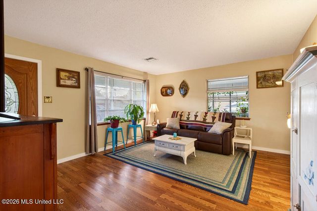 611 Anniston Avenue, Gulfport, MS 39507