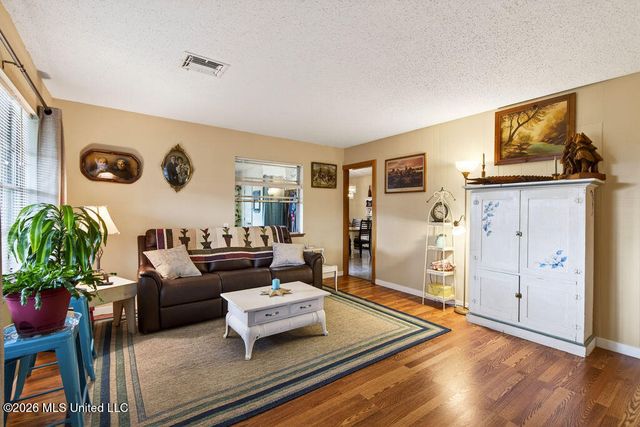 611 Anniston Avenue, Gulfport, MS 39507