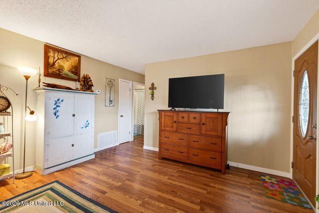 611 Anniston Avenue, Gulfport, MS 39507