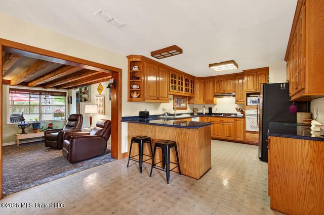 611 Anniston Avenue, Gulfport, MS 39507