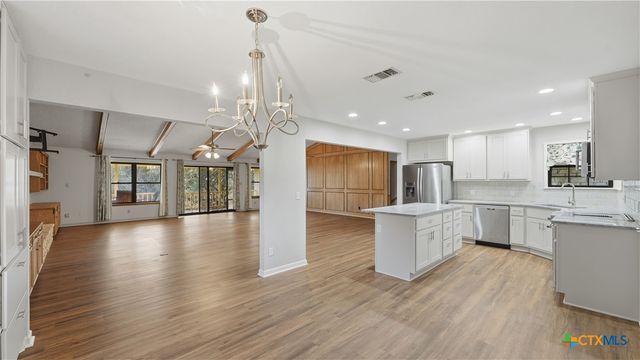 132 W Outer Drive, Canyon Lake, TX 78133