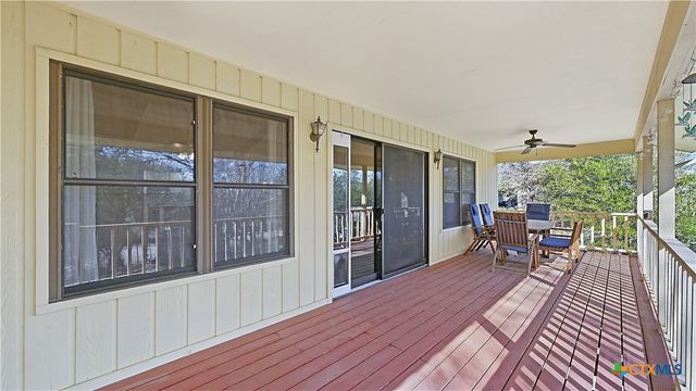 132 W Outer Drive, Canyon Lake, TX 78133