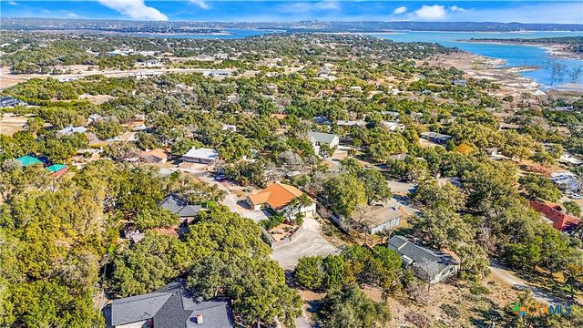 132 W Outer Drive, Canyon Lake, TX 78133