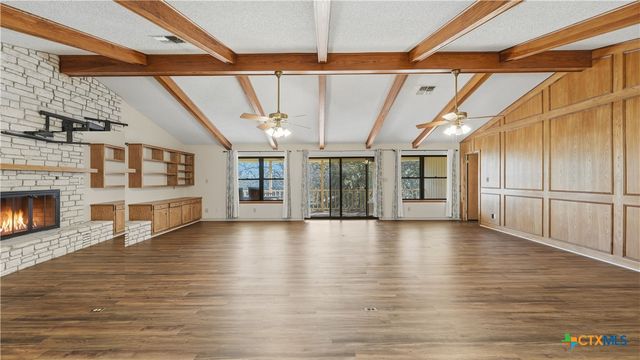 132 W Outer Drive, Canyon Lake, TX 78133