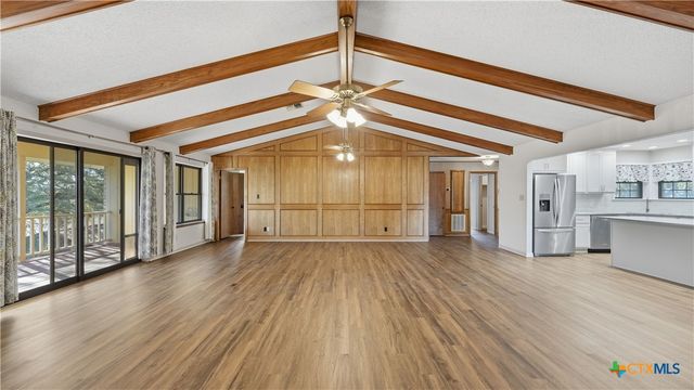 132 W Outer Drive, Canyon Lake, TX 78133