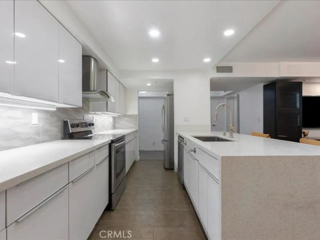 10660 Wilshire Boulevard 302, Los Angeles, CA 90024