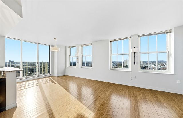 1 West Exchagne Street 2004, Providence, RI 02903