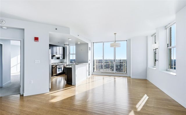 1 West Exchagne Street 2004, Providence, RI 02903