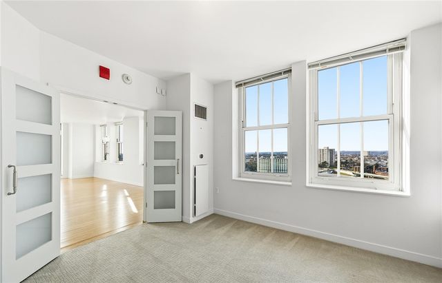 1 West Exchagne Street 2004, Providence, RI 02903