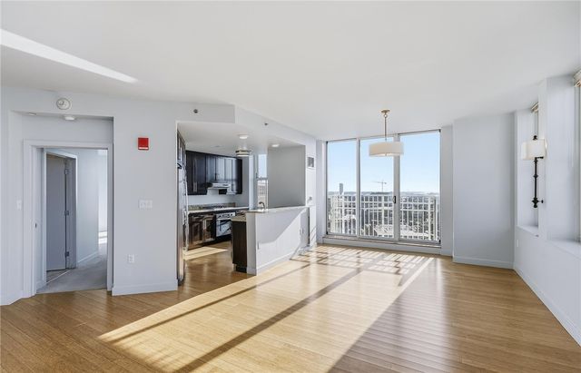 1 West Exchagne Street 2004, Providence, RI 02903