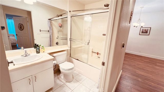 19350 Sherman Way 231, Reseda, CA 91335