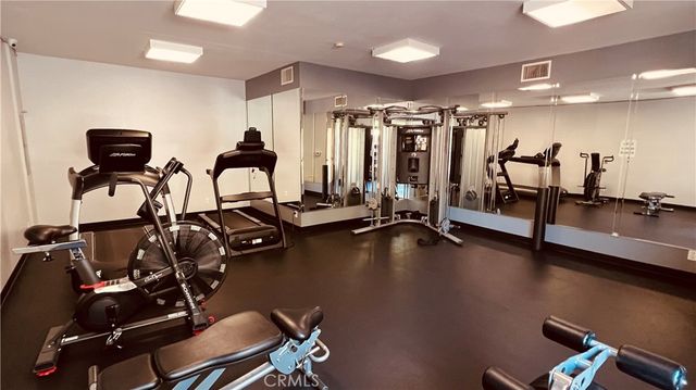 19350 Sherman Way 231, Reseda, CA 91335