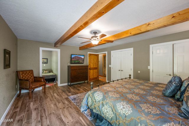 4273 Pittman Center Road, Sevierville, TN 37876