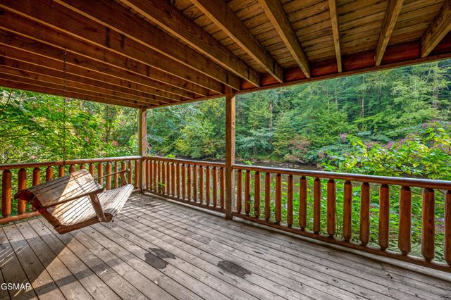 4273 Pittman Center Road, Sevierville, TN 37876