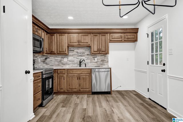 2537 CARMEL ROAD, Birmingham, AL 35235