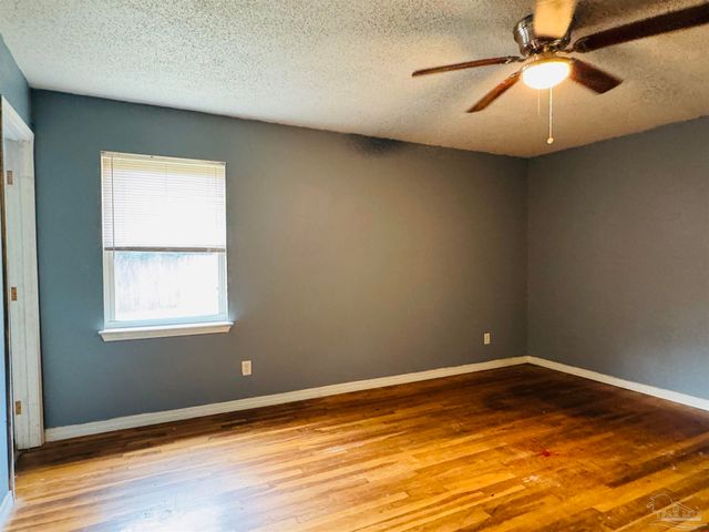 41 N 71st Ave, Pensacola, FL 32506