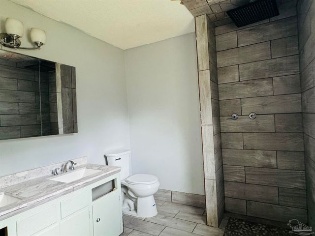 41 N 71st Ave, Pensacola, FL 32506