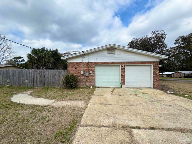 41 N 71st Ave, Pensacola, FL 32506